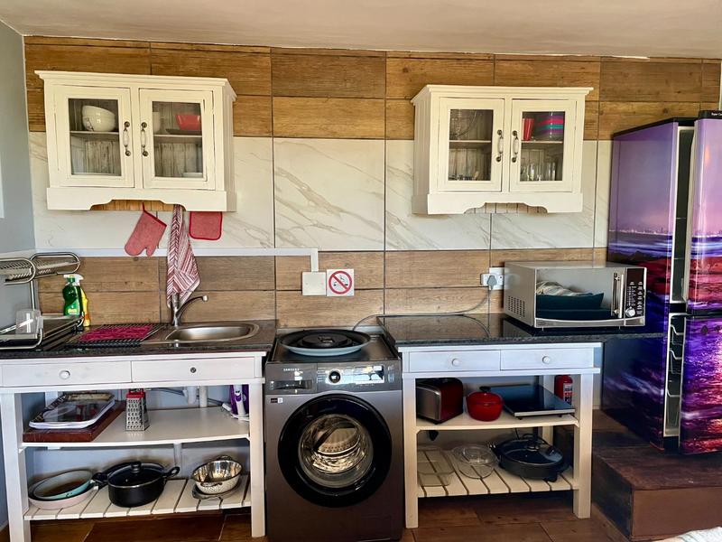 To Let 1 Bedroom Property for Rent in Cairnside Western Cape